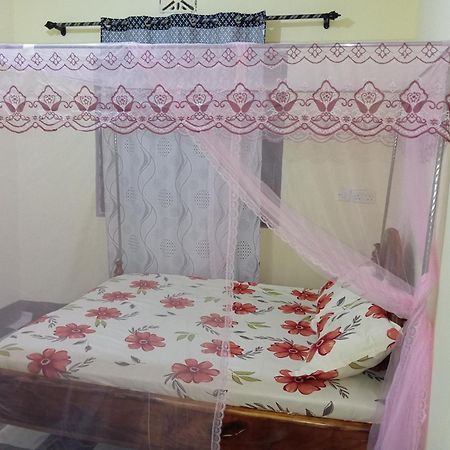 Airb&B Homestay Boma la Ngombe 외부 사진